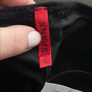 Spans shorts size medium. Like brand new!